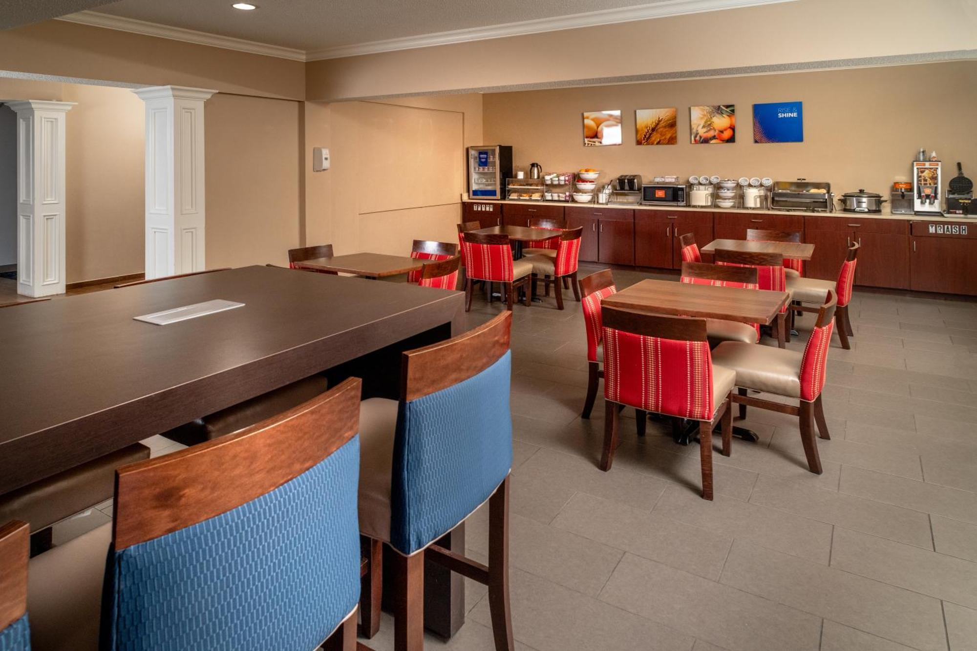 Comfort Suites Prestonsburg West Kültér fotó