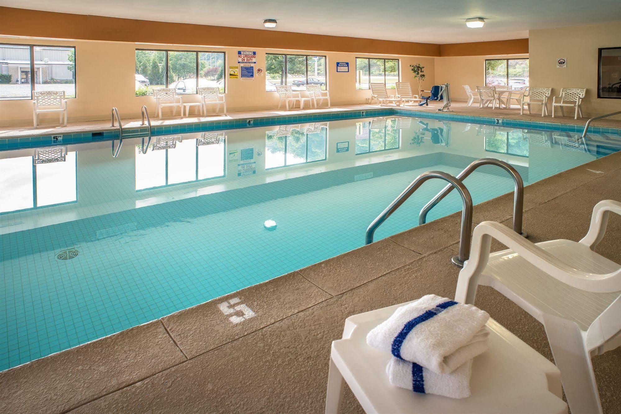 Comfort Suites Prestonsburg West Kültér fotó